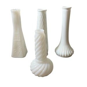 Set Of 4 VINTAGE Hoosier, Rope, Swirled, Diamond Quilted Pattern Milk Glasses